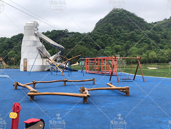 木制無動(dòng)力游樂設(shè)施